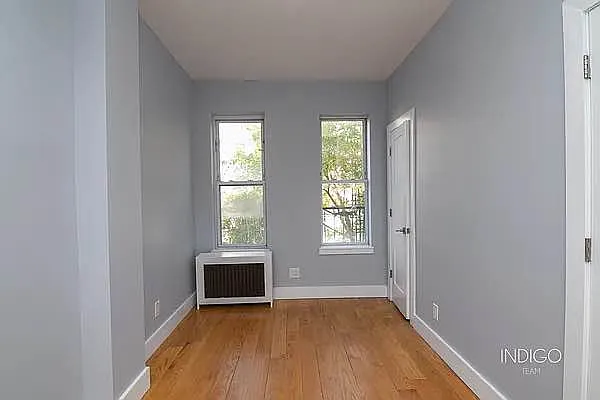 Rented by Compass | media 25