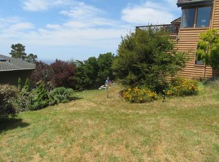 Saint Thomas Ave, Cambria, CA 93428