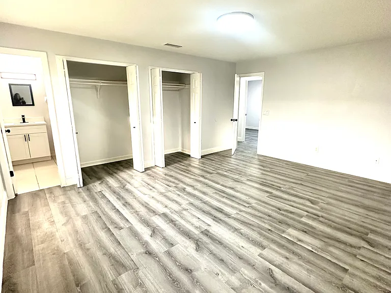 648 Pyramid Ave — Photo 36
