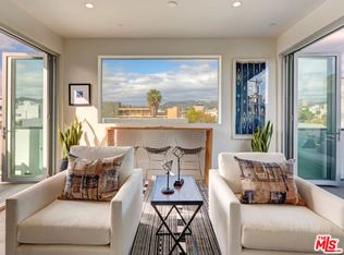 6314 W Skye Dr, Los Angeles, CA 90038