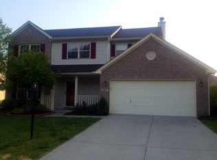 8225 Briarhill Ln, Indianapolis, IN