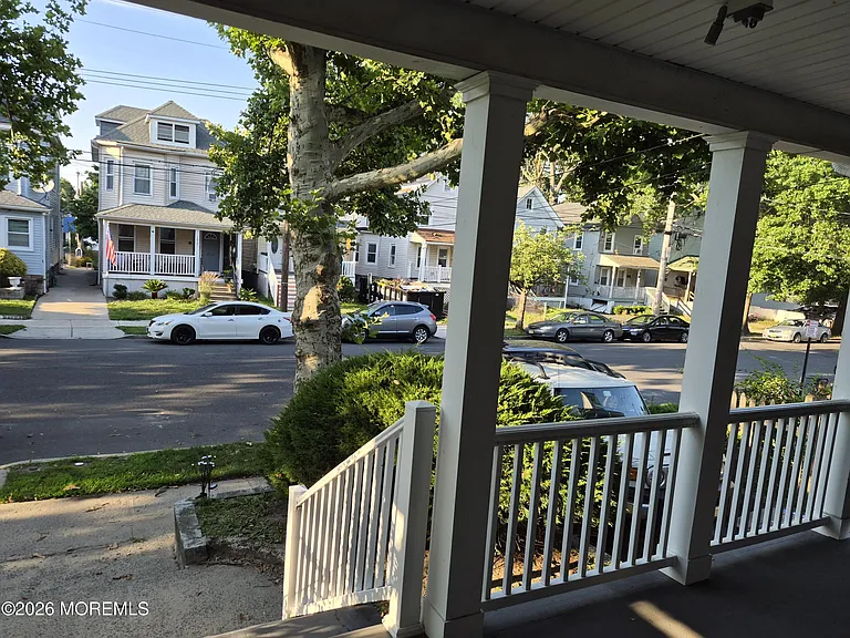 1022 Sewall Ave #2 — Photo 4
