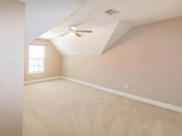 308 High Meadows Pl — Photo 40