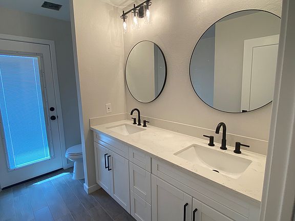 3rd image of 9026 N Arroya Grande Dr