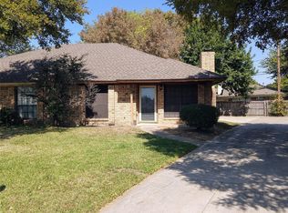5200 Wild Horse Ct, Arlington, TX 76017