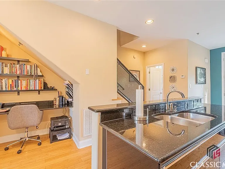 118 Ruth Dr #450 — Photo 8