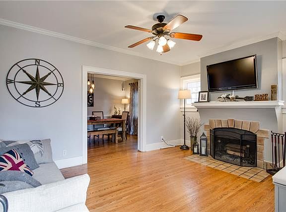 2nd image of 2716 W Linden Ave