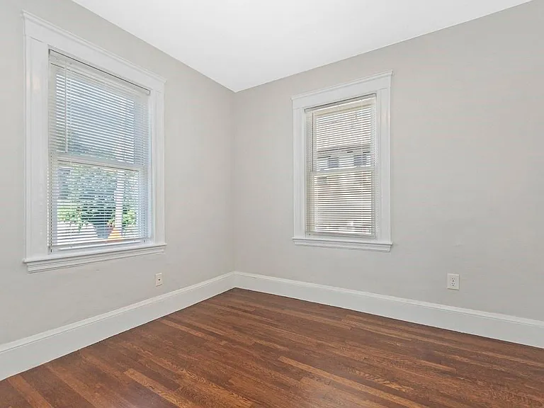 549 Main St #2 — Photo 16