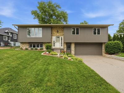 836 W 57th St, Davenport, IA, 52806