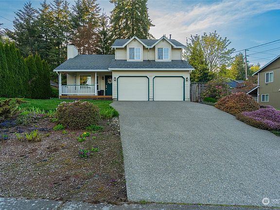 2nd image of 209 6th Avenue SW