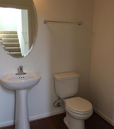 5th image of 15545 Wedgewood Dr