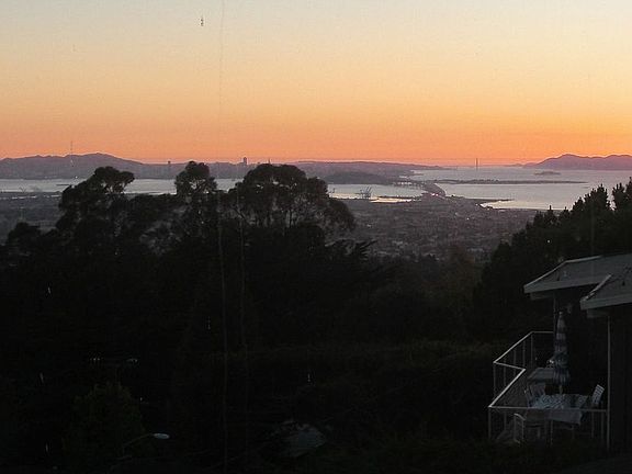 Master Bedroom view of Goldend Gate Bridge