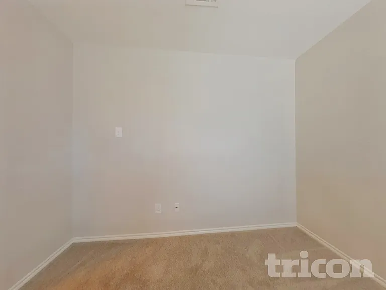 1160 Wentworth Way — Photo 17