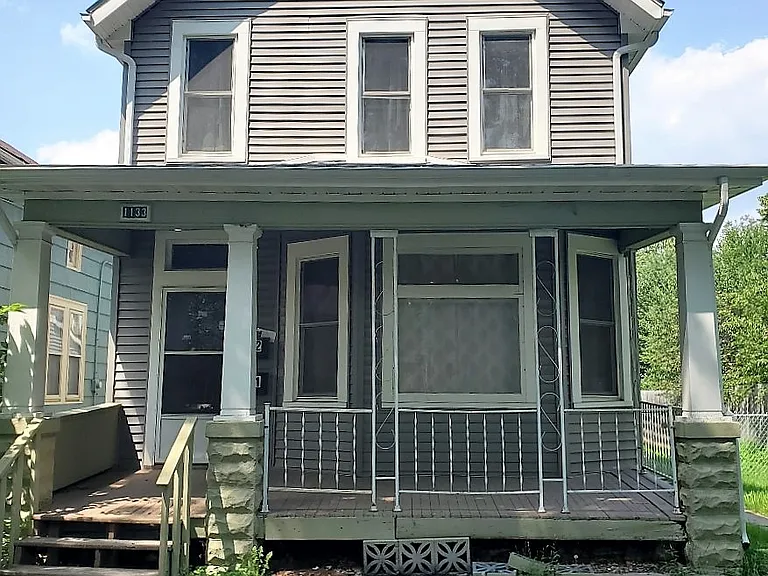 1133 Beech St #1 — Photo 1