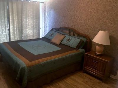 371 W Lincoln St APT B102, New Braunfels, TX, 78130