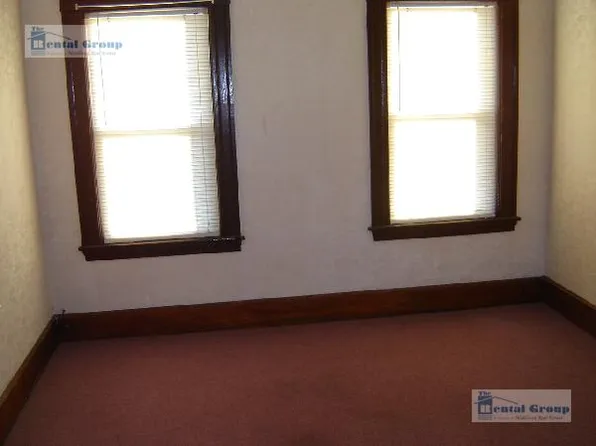 12 Grove St #3, Arlington, MA 02476