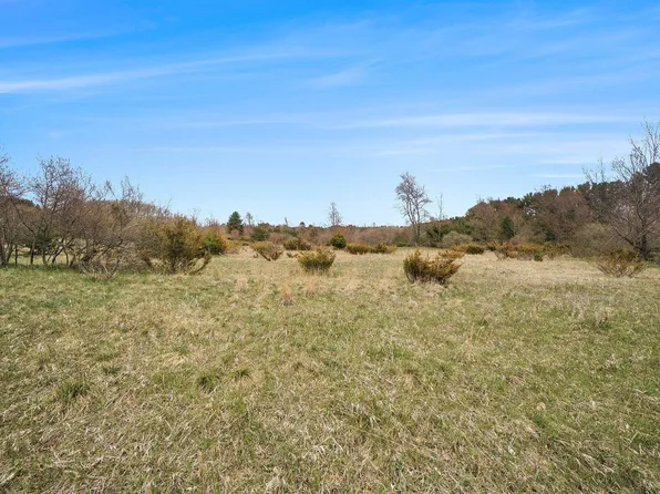 222 George St, Frankfort, MI 49635