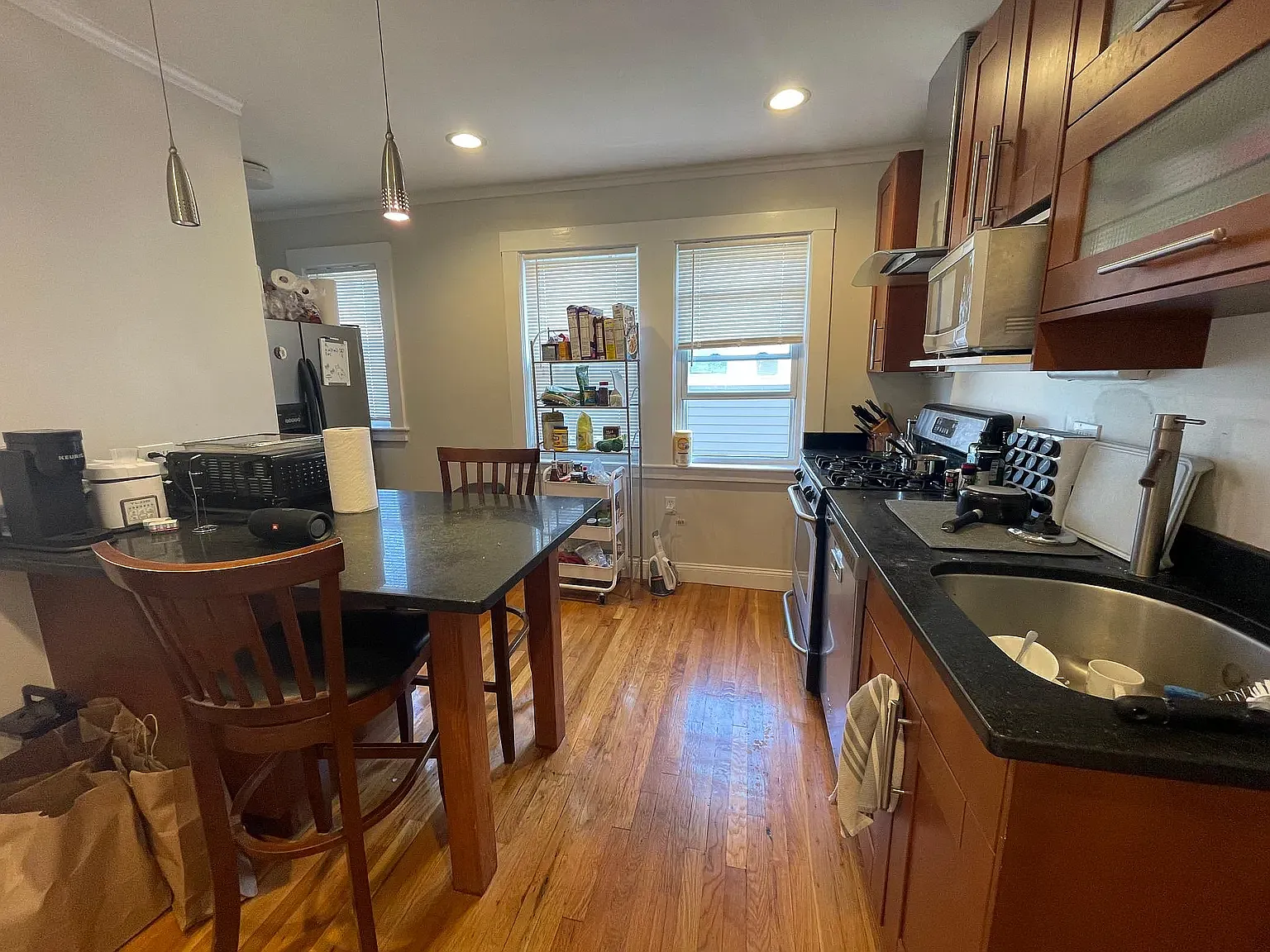 4 bed, $5,400 — Photo 3