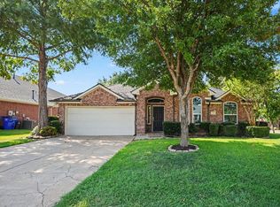 1 Mary Lou Ct, Mansfield, TX 76063