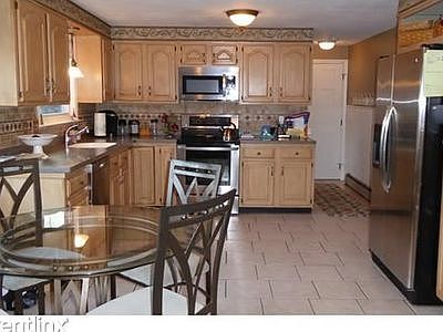 3rd image of 25 Joanna Dr