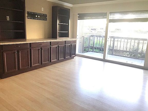 3rd image of 2500 81st Ave SE APT 111