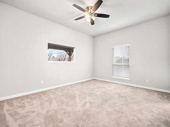 5th image of 227 N Marlborough Ave