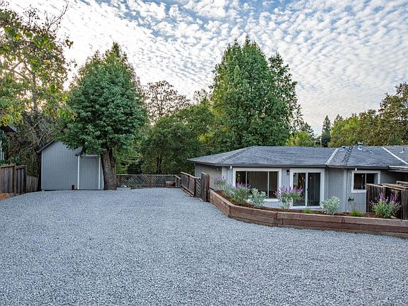 2nd image of 8060 Mirabel Road