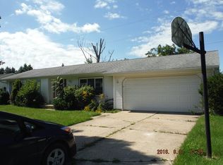 670 Victor Dr, Saginaw, MI 48609
