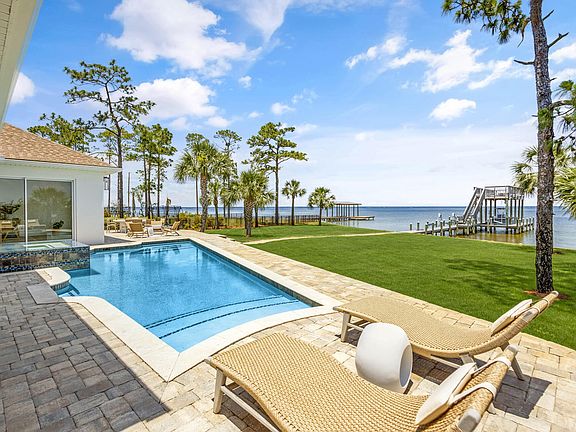 2nd image of 1341 Driftwood Point Rd