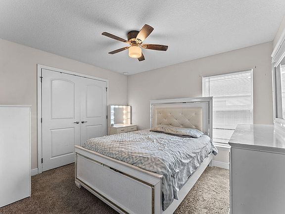 2nd image of 3644 SW Ballweg Street