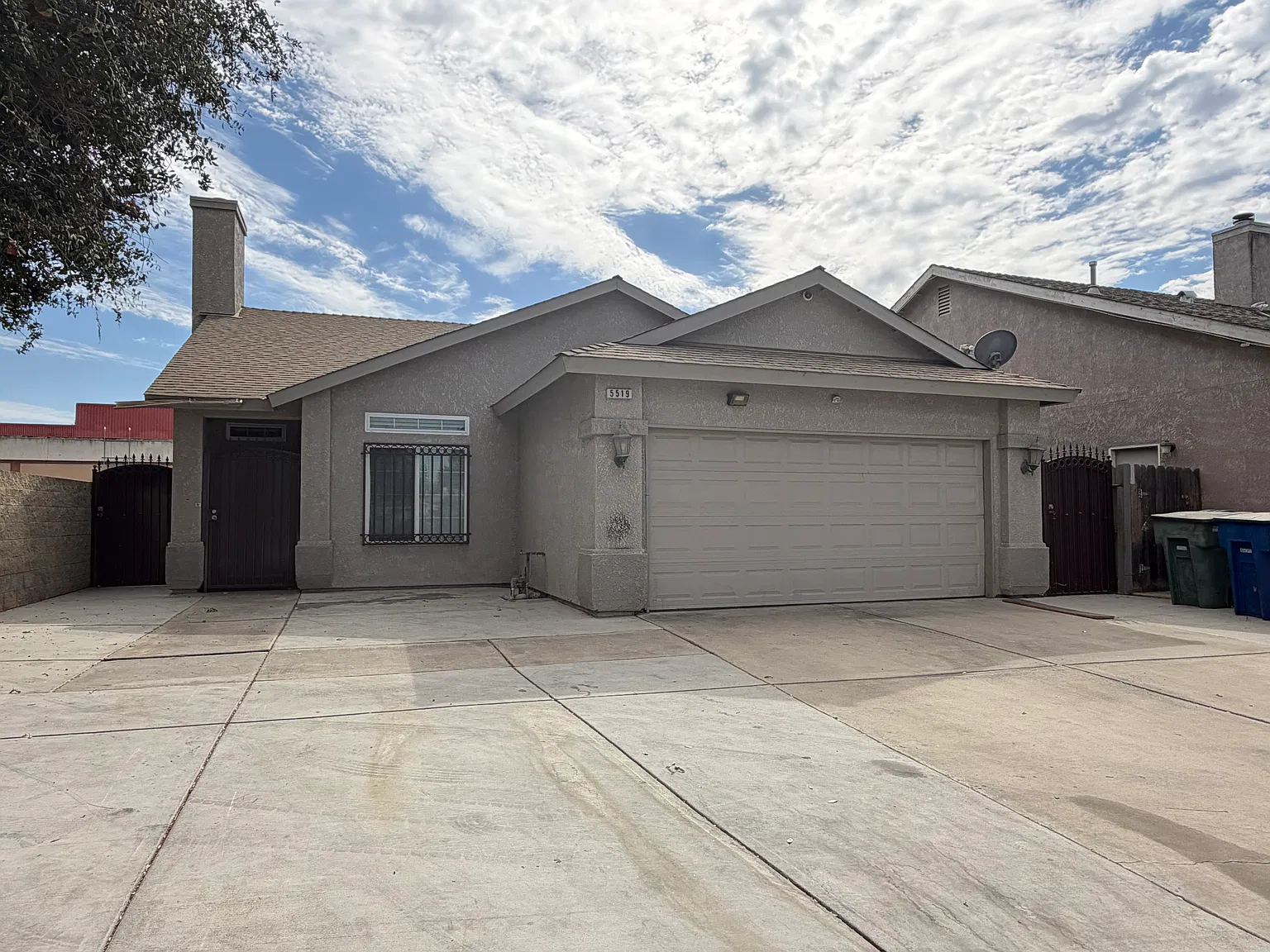 4 bed, 1402 sqft, $2,800 — Photo 1