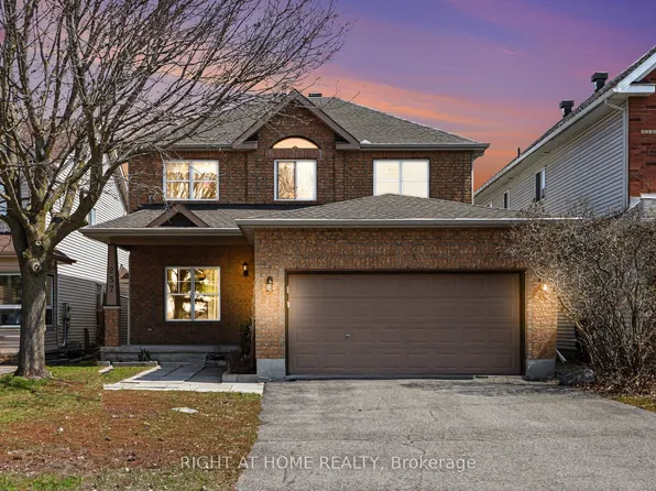 257 Stoneway Dr, Ottawa, ON K2G 6E9