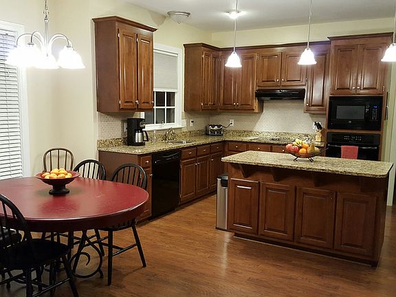 5th image of 12422 Sylvan Oak Way