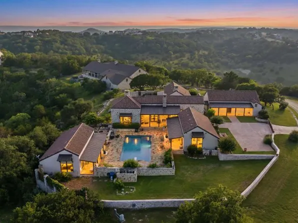 277 Majestic Rdg N, Comfort, TX 78013