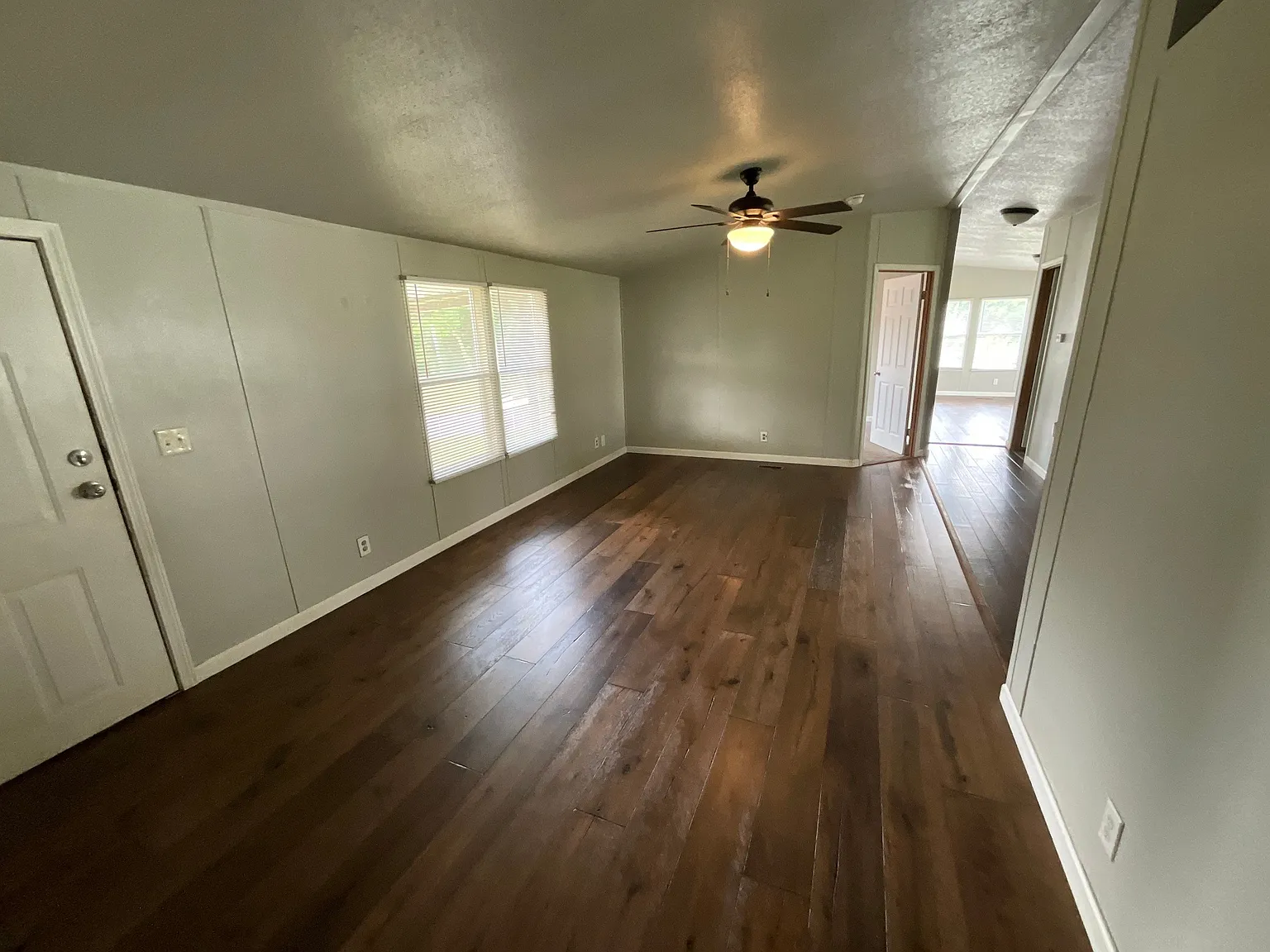 3 bed, 1250 sqft, $1,250 — Photo 2