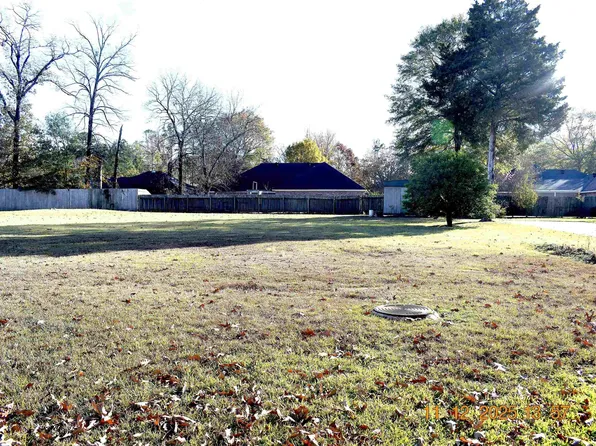 603 Neptune Dr, Bastrop, LA 71220