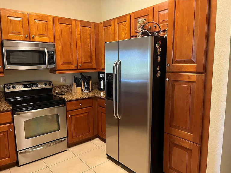 3500 Oaks Clubhouse Dr #308 — Photo 15