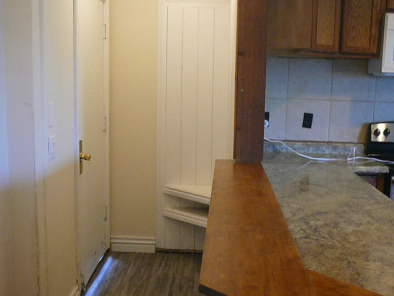2917 Hickory Ln — Photo 4