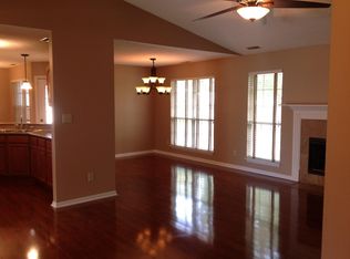 7681 Geist Estates Dr, Indianapolis, IN 46236