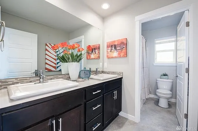 Upstairs bathroom