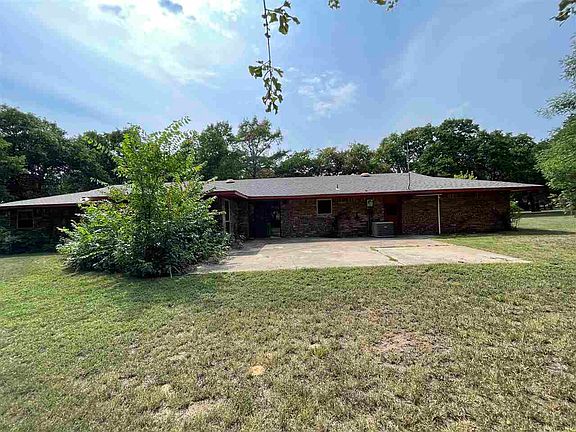 3rd image of 252 Catfish Dr
