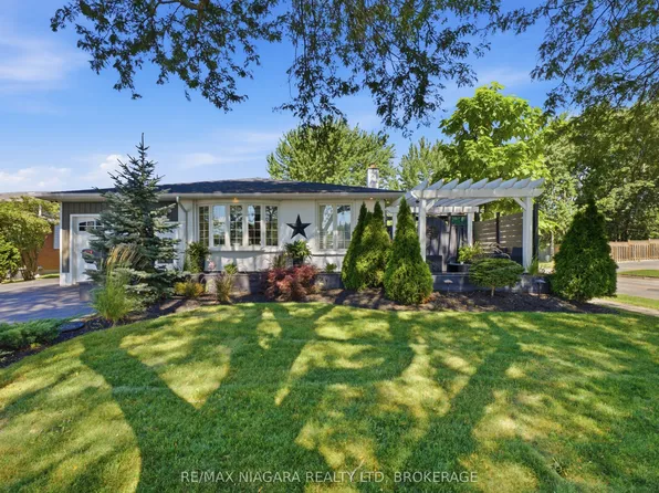 3267 Cattell Dr, Niagara Falls, ON L2G 6N3