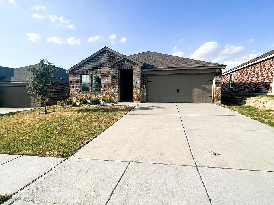 1st image of 973 English Dr