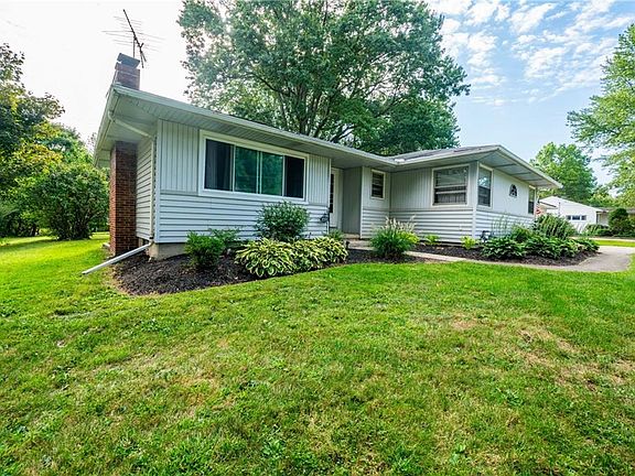 2nd image of 2581 Elizabeth Ave