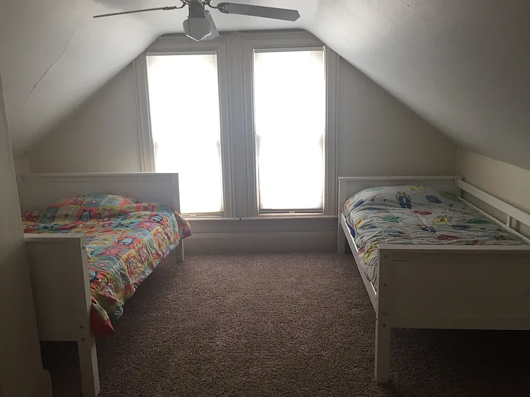 821 Grand Ave — Photo 9