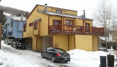 1st image of 1117 Woodside Ave