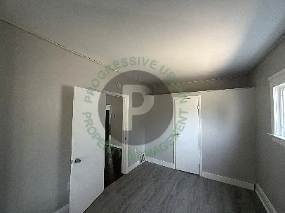 2305 Tate Ave — Photo 5