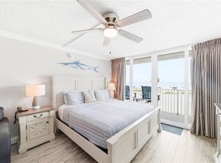 9980 Gulf Blvd #211, Treasure Island, FL 33706