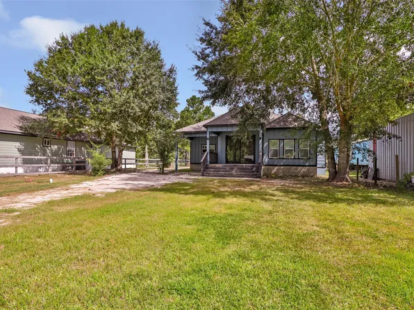 1031 County Road 3404, Cleveland, TX 77327