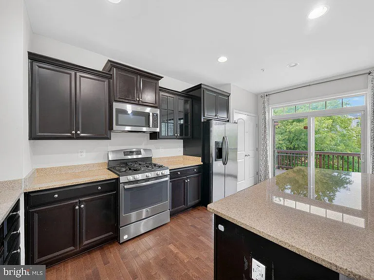 1169 Carinoso Cir — Photo 15